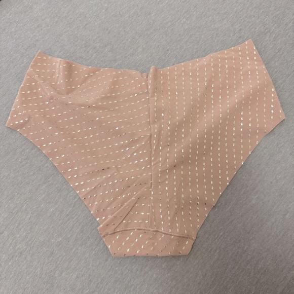 Victoria’s Secret No-show Seamless Nude Hiphugger/Hipster Panty Underwear - Picture 2 of 3